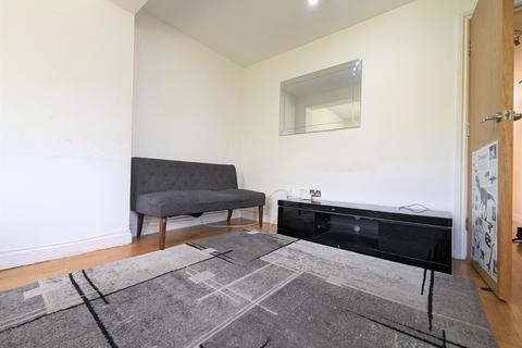 undefined, Selborne Gardens, Hendon, London, NW4