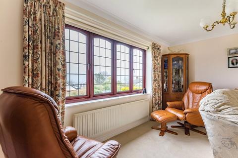 12 Abbots Way, Minehead, TA24 8UF