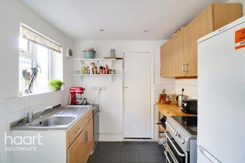 48 Brunswick Grove, London, N11 1ED