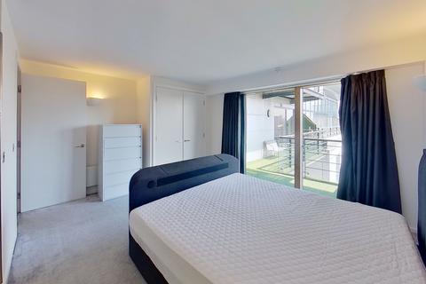 2 bedroom flat to rent, 2 Riverside Way , Leeds City Centre, Leeds