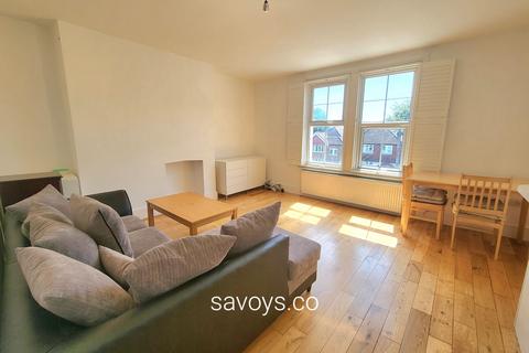 2 bedroom flat to rent, Park Road, High Barnet, EN5