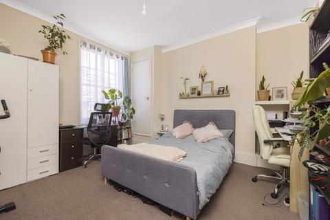 1 bedroom apartment for sale, 18 High Street, Gravesend, Kent
