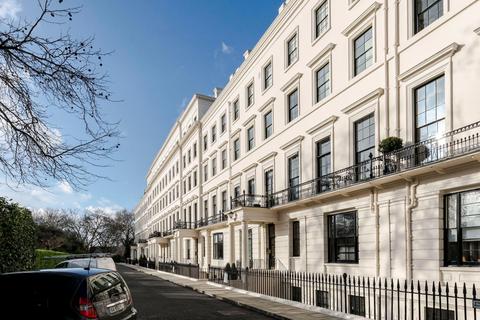 2 bedroom flat for sale - Hyde Park Gardens, London, W2