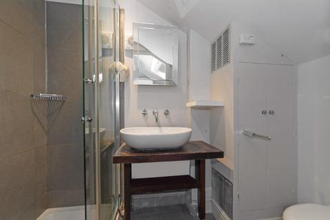 143a Constantine Road, London, NW3 2LR