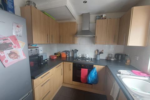 3 bedroom terraced house for sale - 71 Shakespeare Street, Barras Heath, Coventry, West Midlands CV2 4NG