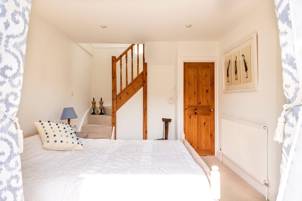 Bed 1