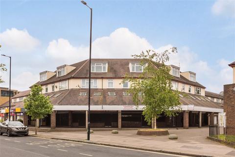 4 bedroom flat for sale, Dunton Road, London