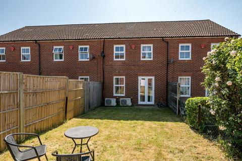 5 Sharman Row, Slough, SL3 7GJ