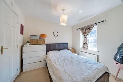 5 Sharman Row, Slough, SL3 7GJ