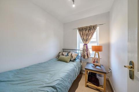 5 Sharman Row, Slough, SL3 7GJ