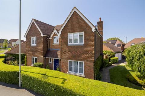 75 Homersham, Canterbury, CT1 3RL