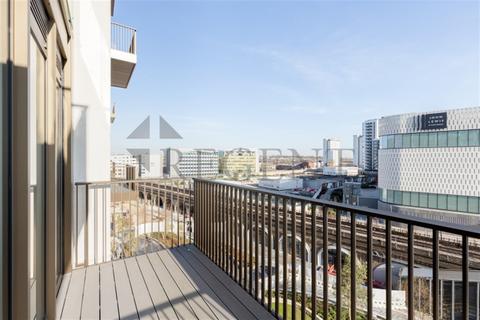 2 bedroom apartment for sale, Lincoln Apartments, Fountain Park Way, W12