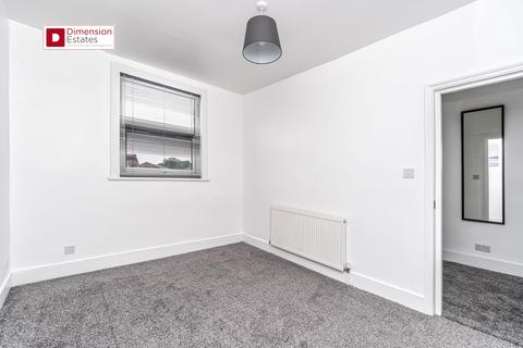 3 bedroom maisonette to rent, Kenninghall Road, Lower Clapton, Hackney, E5