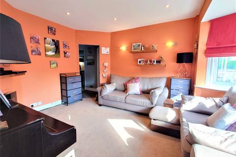 2 bedroom maisonette for sale - Barnard Gardens, Hayes, Middlesex, UB4