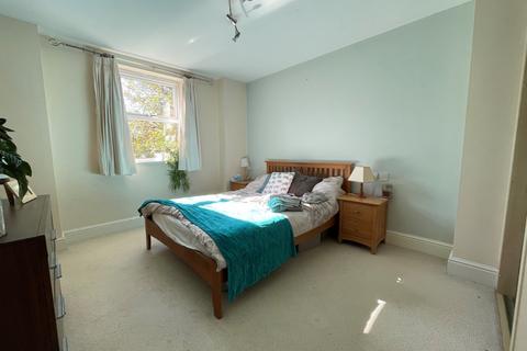 2 bedroom flat to rent, Gardenhurst, 45 Cardigan Road, Headingley, Leeds, LS6