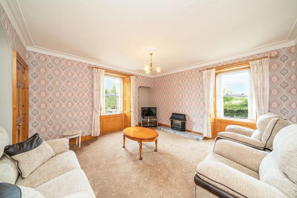 Bank Street, Cupar, KY15 2 bed flat £135,000