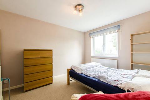 2 bedroom house to rent - Gomm Road, Bermondsey, London, SE16