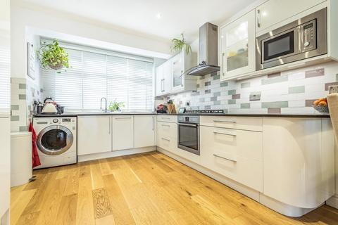 undefined, Cromwell Avenue, New Malden, KT3