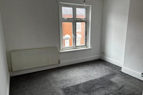 2 Bed Terraced House – Linden Street, Leicester, LE5 5EE. £995 PCM