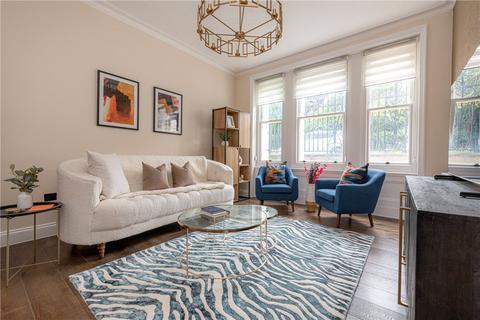 3 bedroom apartment to rent, Ridgmount Gardens, Bloomsbury, London, WC1E