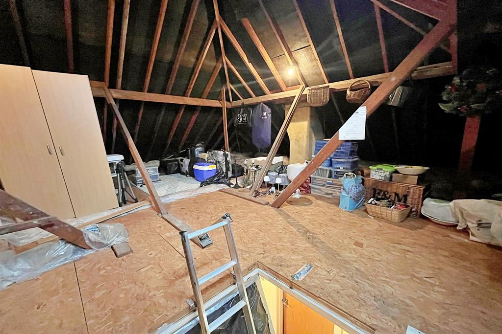 Loft - potential to