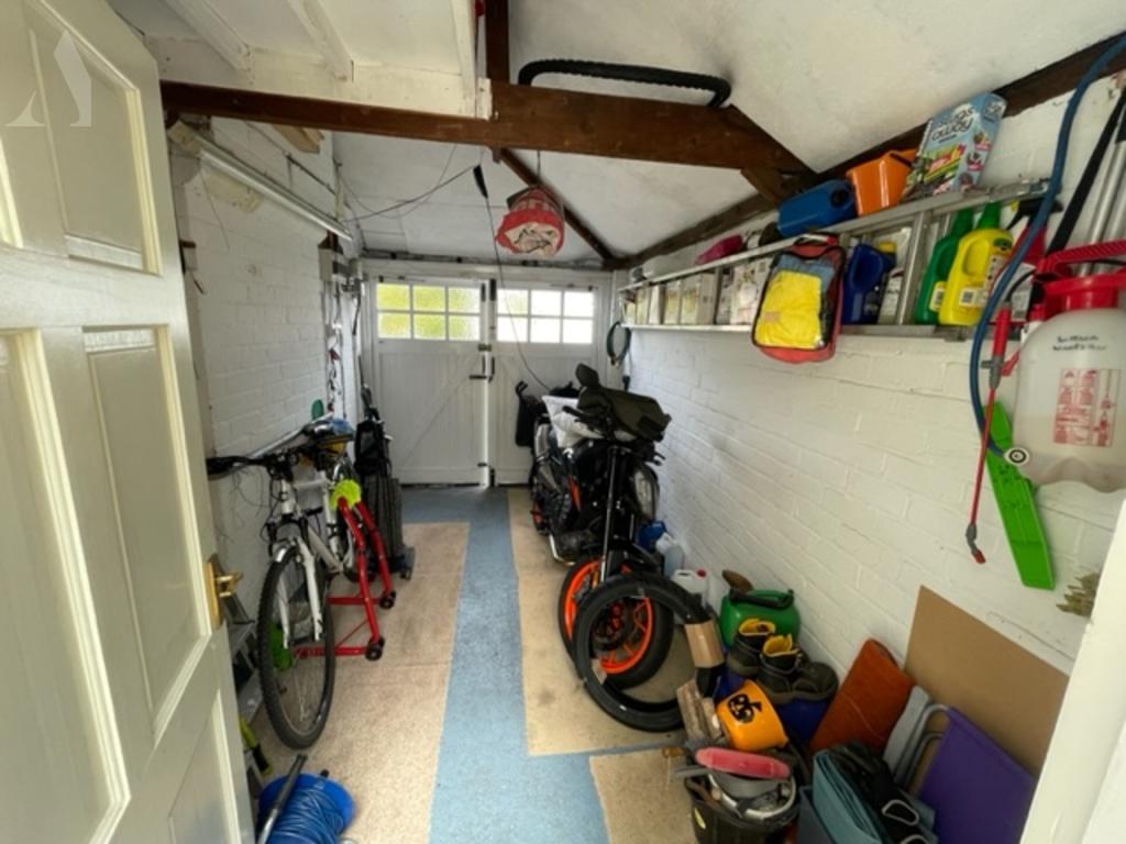 Garage 266 coleshill