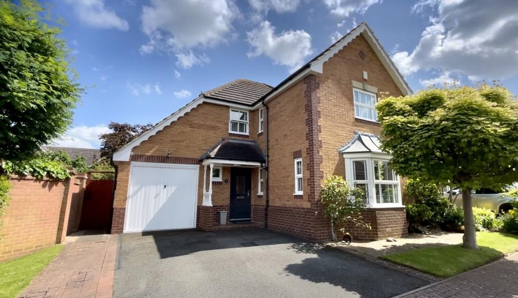 Talbot Close, Hartlebury, DY11 4 bed detached house for sale £425,000