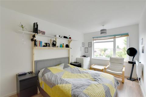 3 bedroom apartment for sale - Footscray Road, London, SE9