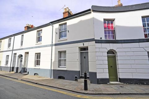 3 bedroom terraced house to rent, Stour Street, Canterbury, CT1