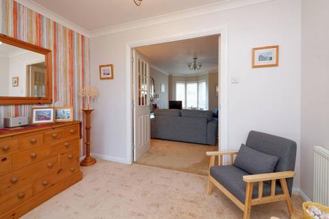 23 Longacre Road, Castle Douglas, DG7 3EF