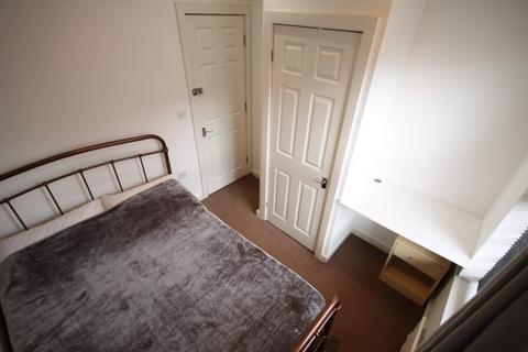 4 Beamsley Place, Leeds, LS6 1JZ
