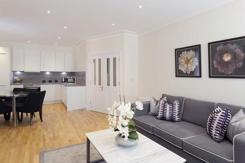3 bedroom apartment to rent, Hammersmith, London. W6