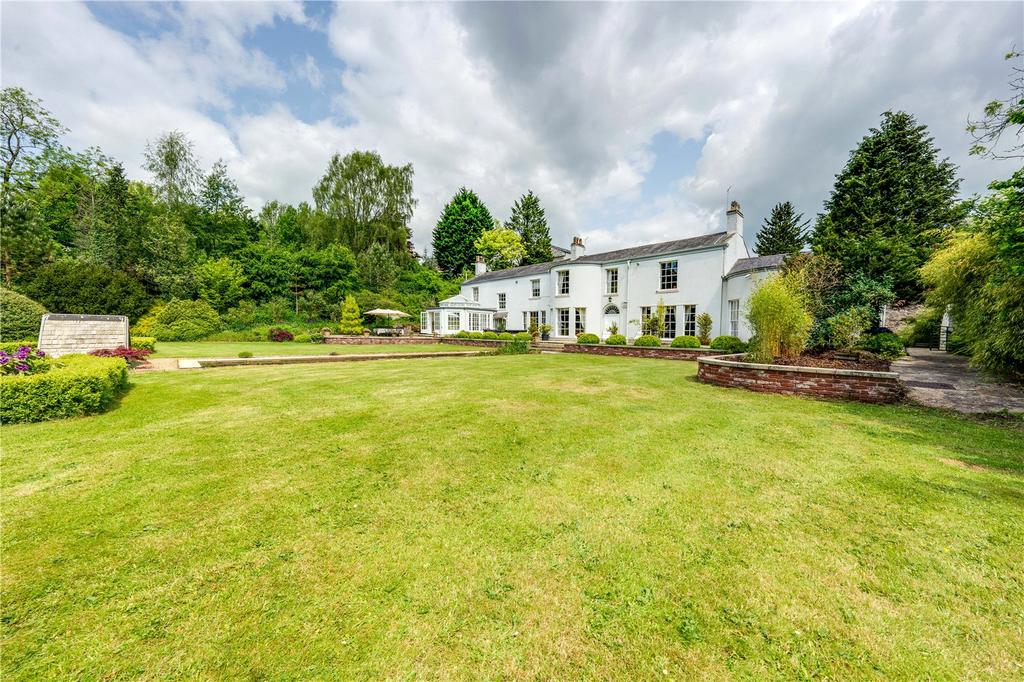 Primrose Road, Clitheroe, Lancashire... 6 bed detached house for sale