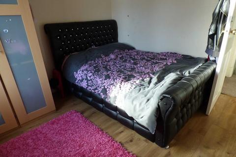 101 Werneth Hall Road, Oldham, OL8 4BG