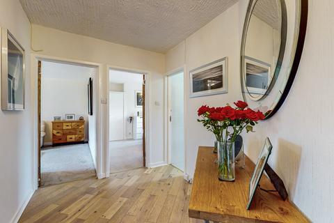 3 bedroom flat for sale - Fereneze Avenue, Barrhead G78