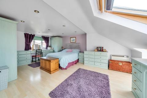 240 The Avenue, West Wickham, BR4 0EB