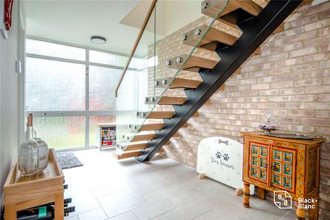 4 bedroom detached house for sale - Pickhurst Lane, Hayes, BR2