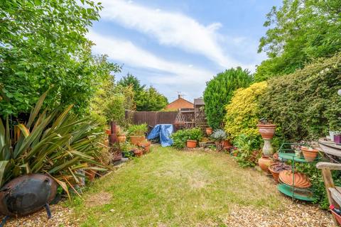 23 Colliers Way, Reading, RG30 2QS