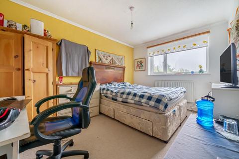 23 Colliers Way, Reading, RG30 2QS