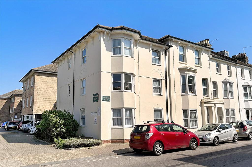 Norfolk Road, Littlehampton, West Sussex 2 bed apartment for sale £