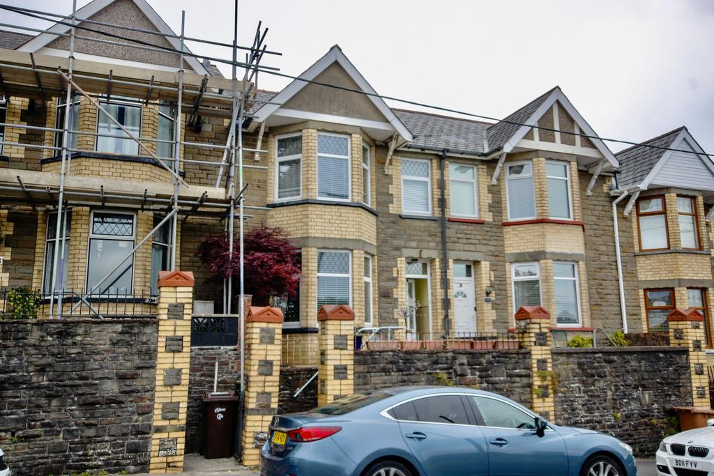 Church View, Woodfieldside, Blackwood 3 bed terraced house £239,000
