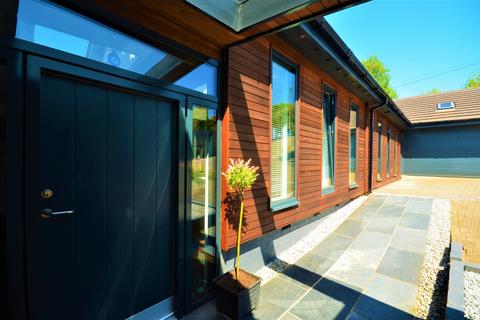Braeview Barbour Road, Kilcreggan, Helensburgh, G84 0HZ