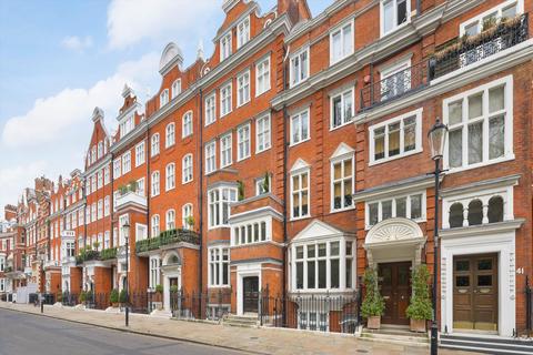 2 bedroom apartment for sale, Lennox Gardens, Knightsbridge, London, SW1X