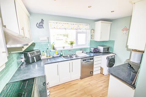 4 bedroom detached house for sale - Truscott Avenue, Bournemouth BH9