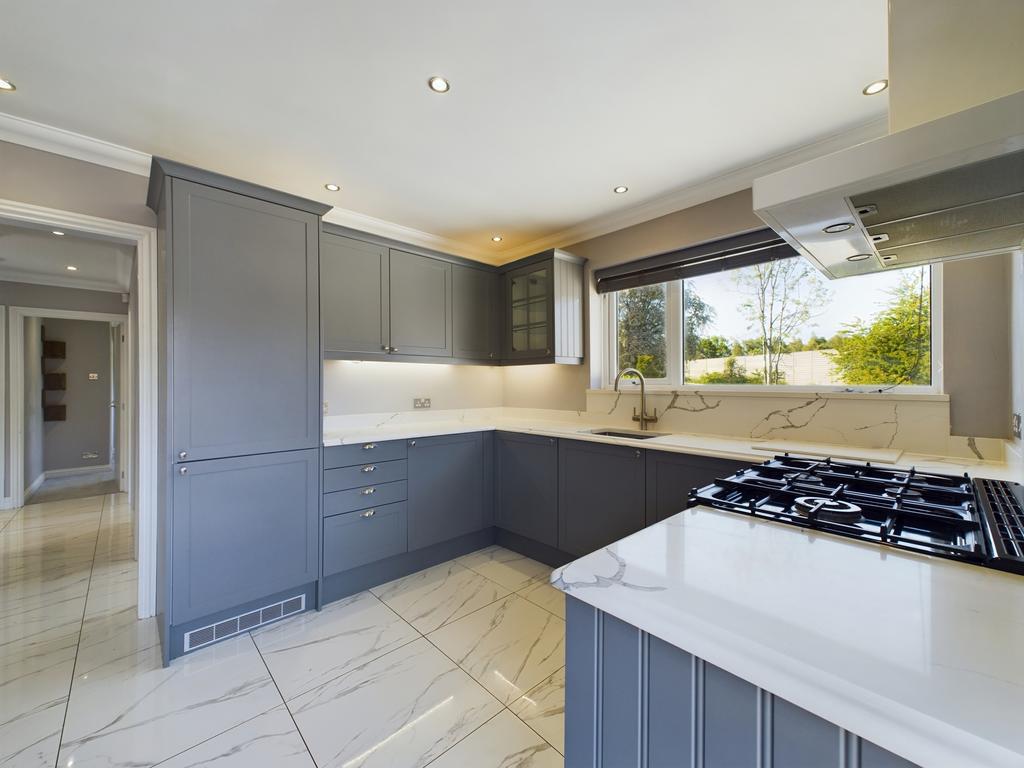 Cam02136 g0 pr0024 still009