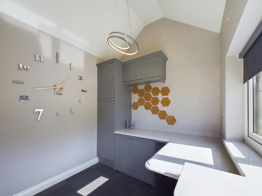 Cam02136 g0 pr0024 still011