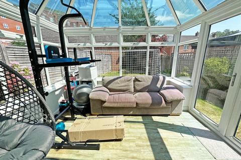 11 Griffin Lane, Dickens Heath, Solihull, B90 1TS