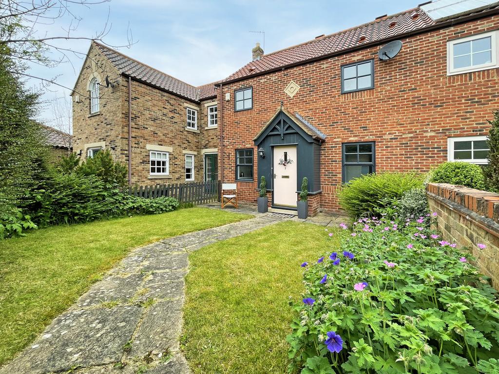 Paddock Green, Billingham, TS22 2 bed terraced house for sale £249,000