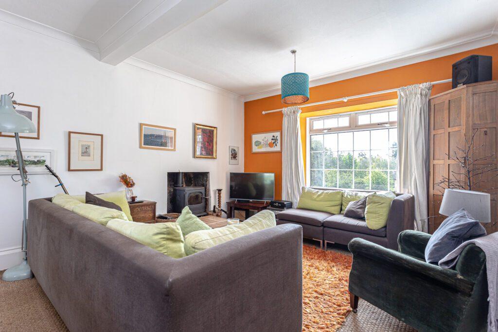 Almondbank, Almond Road, Muiravonside, EH49 4 bed cottage for sale £