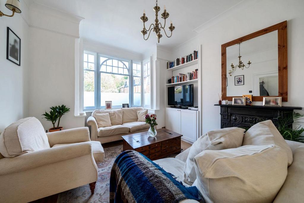 Milton Avenue, Highgate 3 bed terraced house for sale £1,050,000